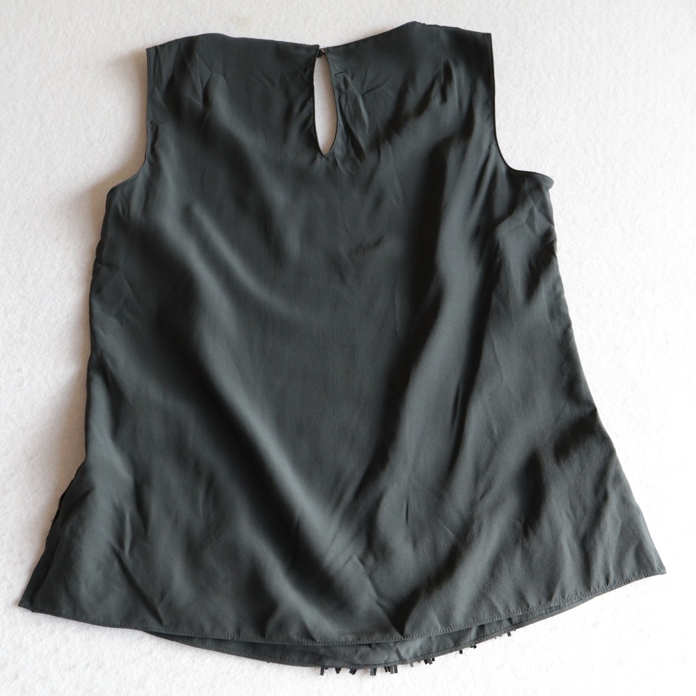 Akris Punto Women Black 100% Silk Fringe Hem Sleeveless Blouse Top US 8 - Picture 10 of 10